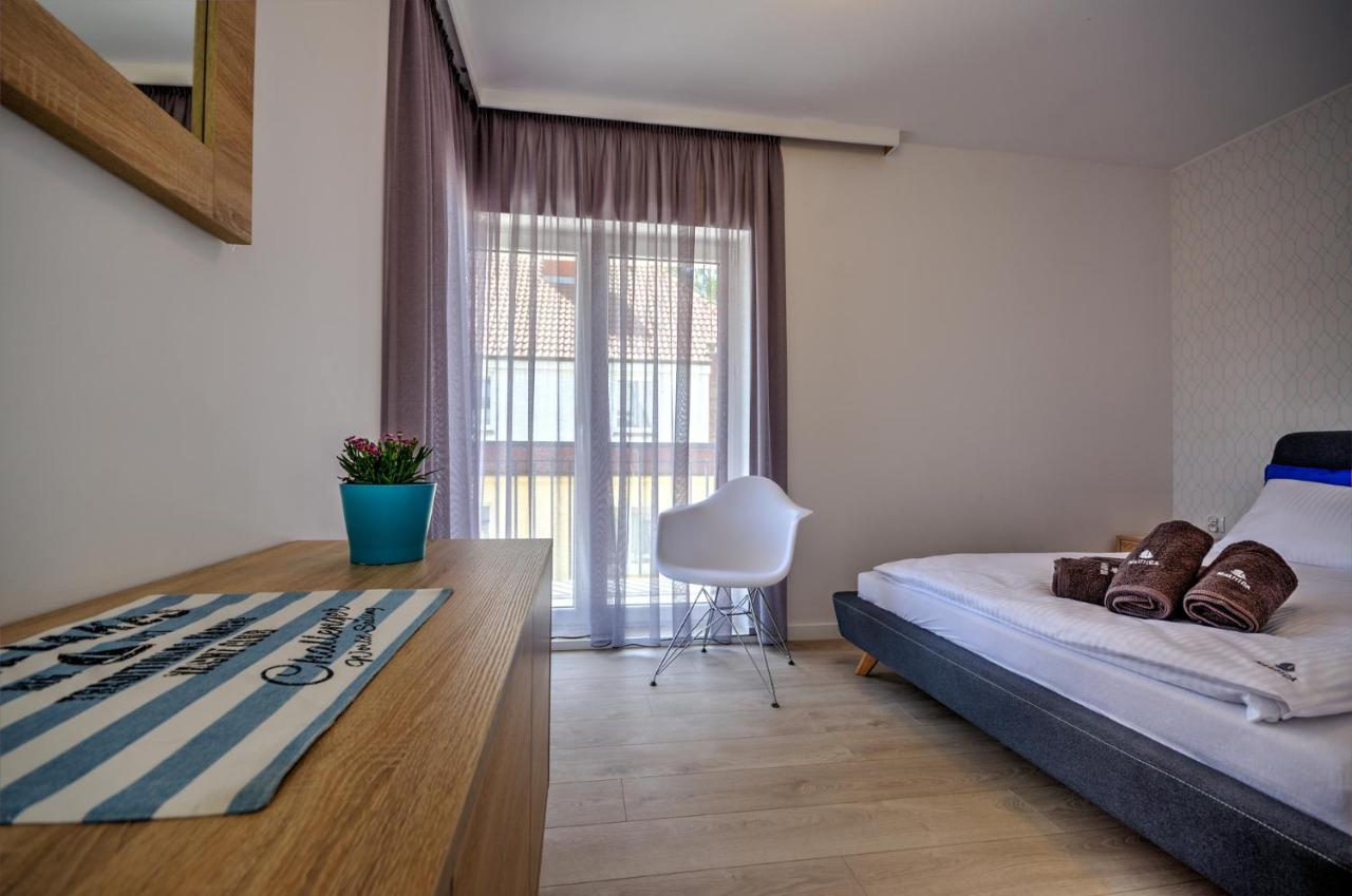 Apartamenty Nautica Blisko Plazy นีคอร์เซ ภายนอก รูปภาพ