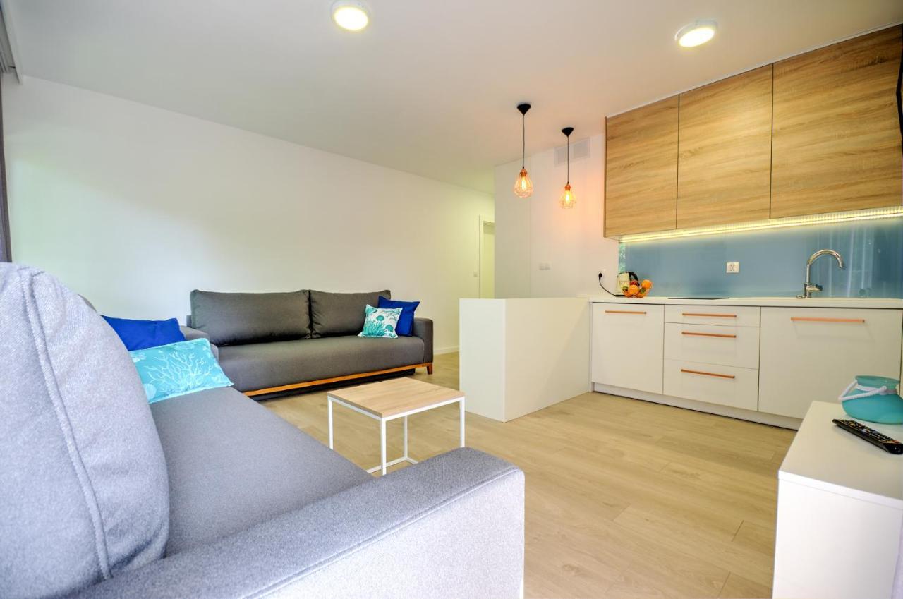 Apartamenty Nautica Blisko Plazy นีคอร์เซ ภายนอก รูปภาพ